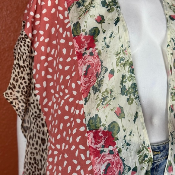 Umgee Floral  Animal Print Open Front Kimono Size S/M. E89 - Picture 4 of 15